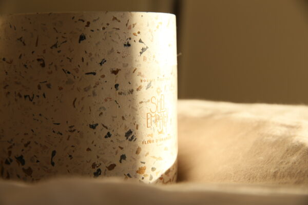 Bougie végétale Terrazzo fleur d'oranger